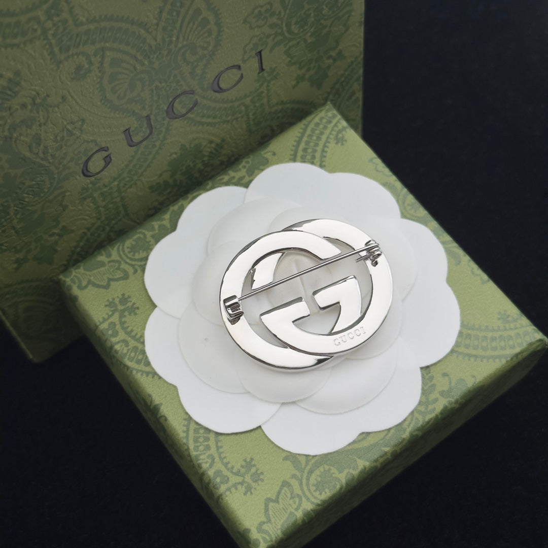 Gucci Brooch Silver 184126